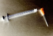 drugs-22237_1280